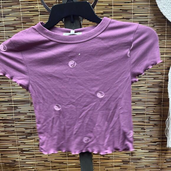 Rebellious One Juniors' Embroidered T-Shirt - Ying Yang Size M - Picture 2 of 3